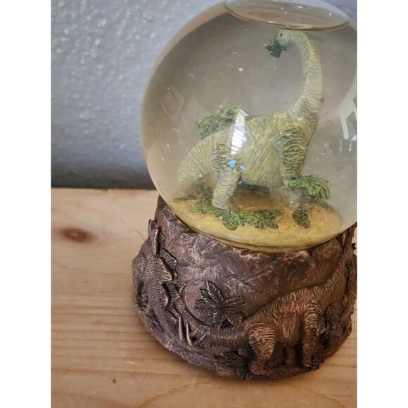 Brachiosaurus Dinosaur Snow Globe The San Francisco Music Box Company - Picture 9 of 12